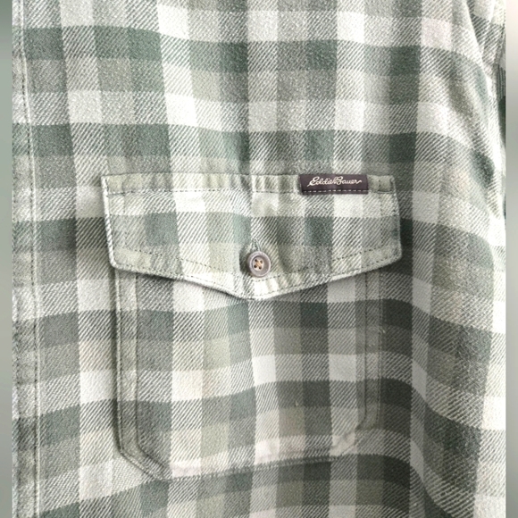 Eddie Bauer Sage Checkered Men's Flannel Classic Fit Button Up Shirt 2 XL - Picture 2 of 4